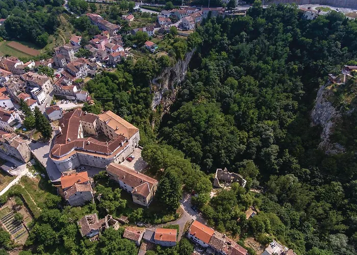 Cozy In Glavanovici Ferienhaus Butoniga
