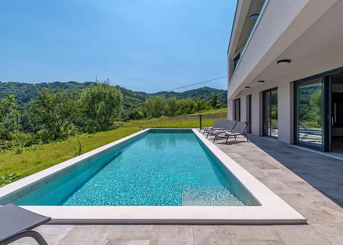 Cozy In Glavanovici Semesterbostad *